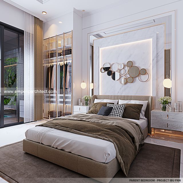 Desain Kamar Tidur Orang Tua Rumah Mediteran 3 Lantai Ibu FNN di Palembang