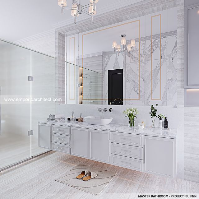 Desain Kamar Mandi Utama Rumah Mediteran 3 Lantai Ibu FNN di Palembang