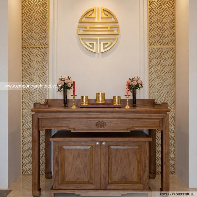 Desain Foyer Rumah Mediteran 4 Lantai Ibu JL di PIK, Jakarta Utara