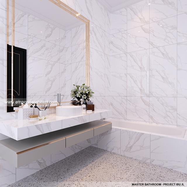 Desain Kamar Mandi Utama Rumah Mediteran 4 Lantai Ibu JL di PIK, Jakarta Utara