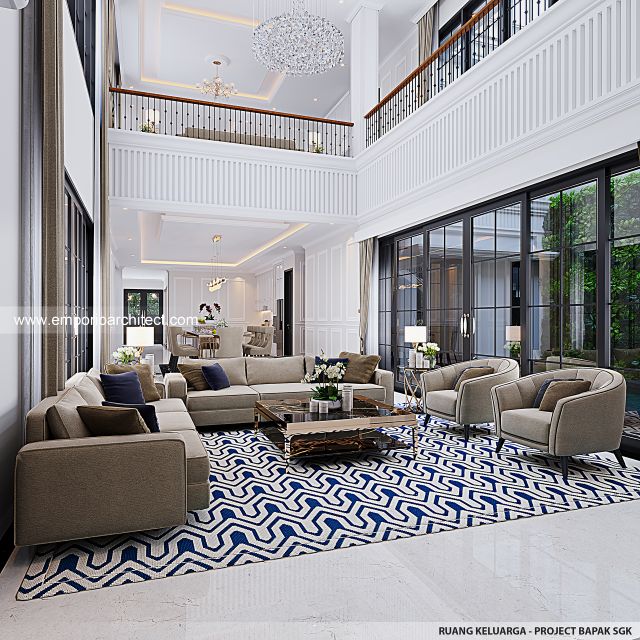 Desain Ruang Keluarga Rumah Mediteran Klasik 2 Lantai Bapak SGK di Malang