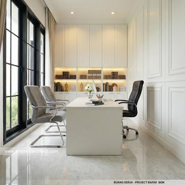 Desain Ruang Kerja Rumah Mediteran Klasik 2 Lantai Bapak SGK di Malang