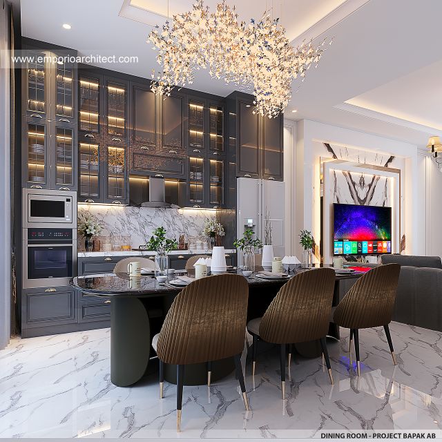 Desain Ruang Makan Rumah Mediteran Klasik 2 Lantai Bapak AB V di Jakarta