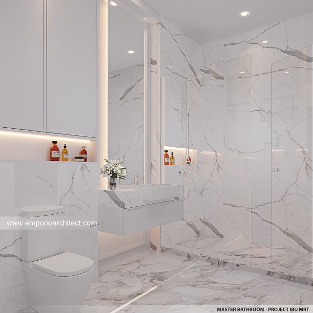 Desain Kamar Mandi Utama Rumah Mediteran Klasik 2 Lantai Ibu MRT di Sentul, Bogor