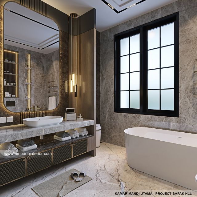 Desain Kamar Mandi Utama Rumah Mediteran Klasik 3 Lantai Bapak HLL di Jakarta Selatan