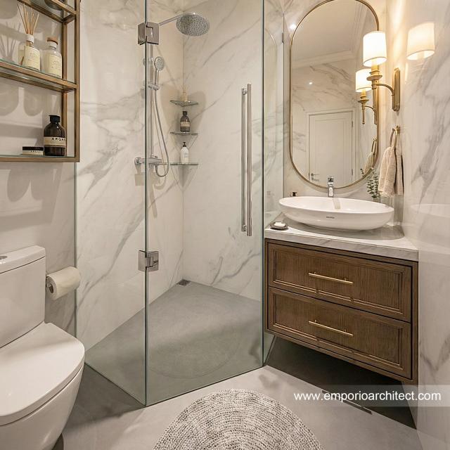 Desain Kamar Mandi Utama Rumah Mediteran Klasik 3 Lantai Bapak IKR di Jakarta