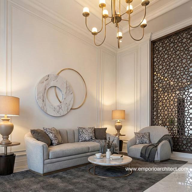 Desain Ruang Tamu Rumah Mediteran Klasik 3 Lantai Bapak IKR di Jakarta