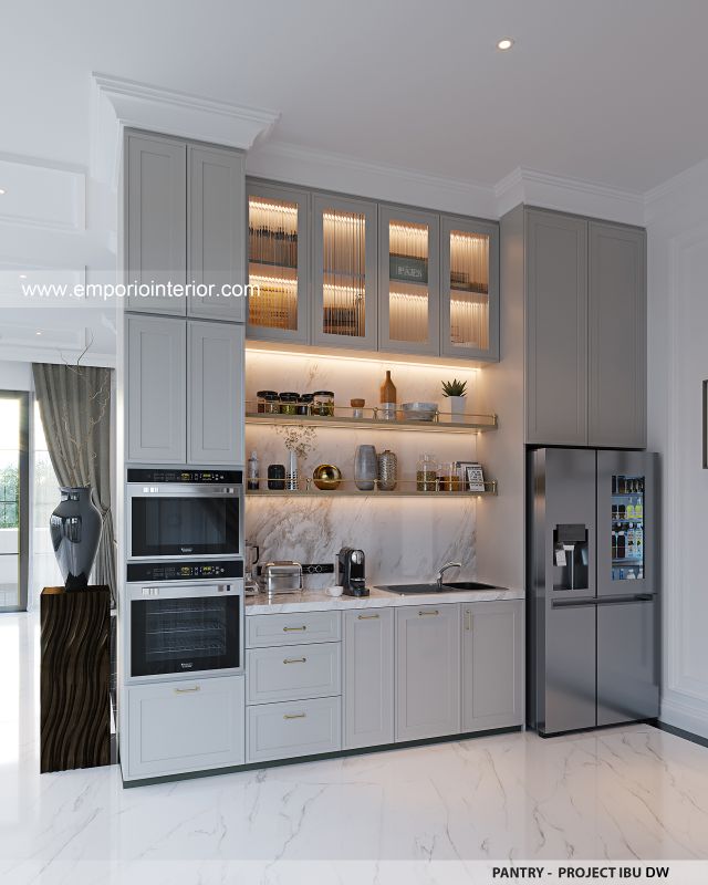 Desain Pantry Rumah Mediteran Klasik 3 Lantai Ibu DW di Jakarta