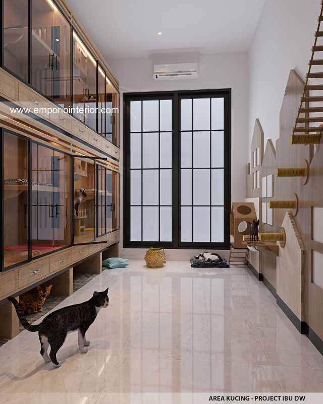 Desain Area Kucing Rumah Mediteran Klasik 3 Lantai Ibu DW di Jakarta