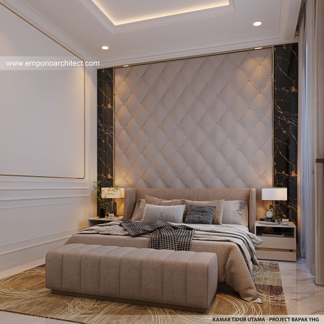 Desain Kamar Tidur Utama Rumah Mediteran Klasik 3 Lantai Bapak YHG di Jakarta