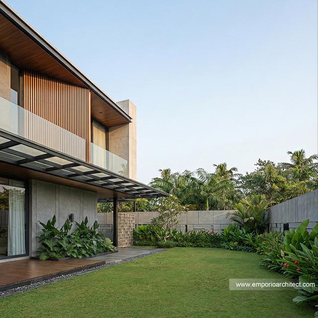 Desain Tampak Detail Belakang 3 Rumah Modern 2 Lantai Bapak IWN di Sukoharjo, Jawa Tengah