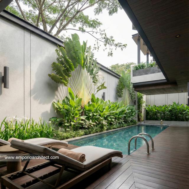 Desain Tampak Belakang Rumah Modern 2 Lantai Ibu A di Samarinda