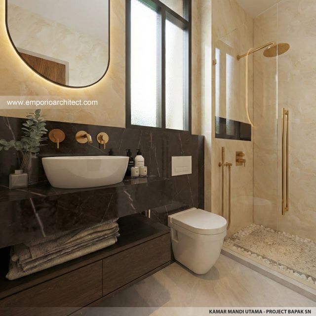 Desain Kamar Mandi Utama Rumah Modern 2 Lantai Bapak SN di Batam