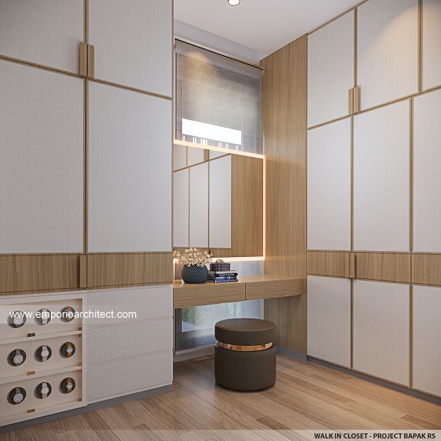 Desain Walk In Closet Rumah Modern 2 Lantai Bapak RS di Banten