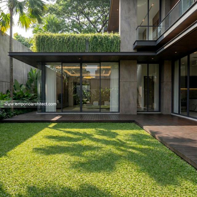 Desain Tampak Detail Belakang Rumah Modern 2.5 Lantai Ibu LL di Kalimantan Tengah