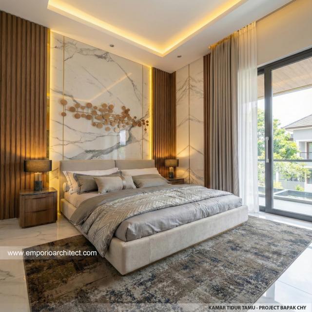 Desain Kamar Tidur Tamu Rumah Modern 3 Lantai Bapak CHN di Bandung