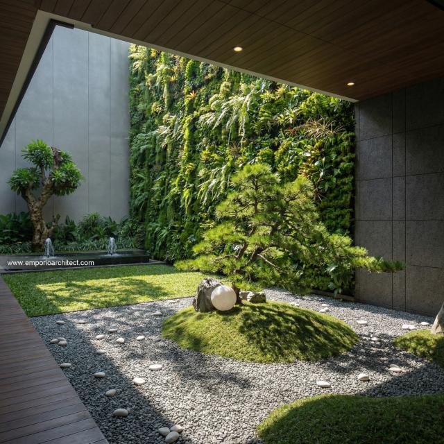 Desain Tampak Detail Belakang 2 vRumah Modern 3 Lantai Ibu INK di PIK 2, Tangerang