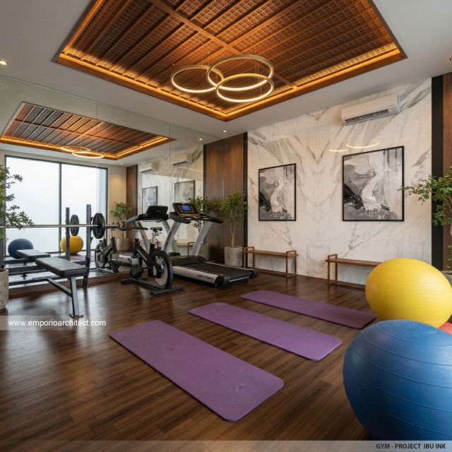 Desain Ruang Gym Rumah Modern 3 Lantai Ibu INK di PIK 2, Tangerang