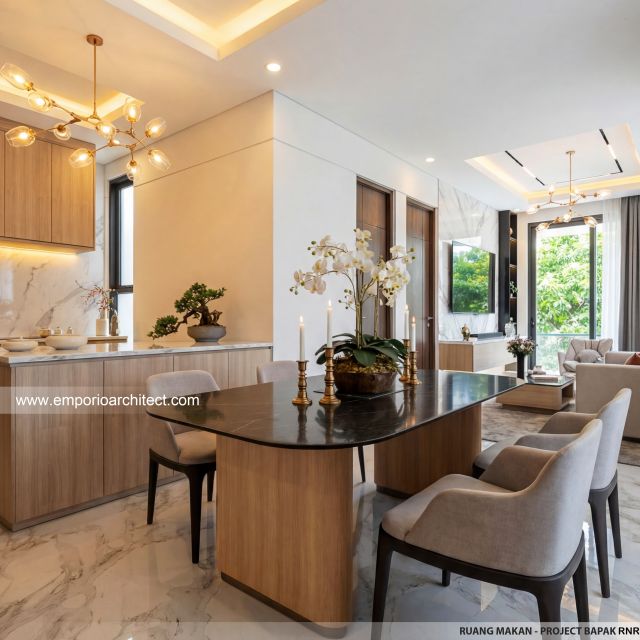 Desain Ruang Makan Rumah Modern 3 Lantai Bapak RNR di Bali