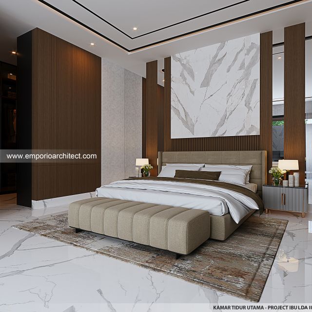 Desain Kamar Tidur Utama Rumah Modern 3 Lantai Ibu LDA II di Surabaya