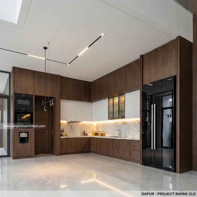 Desain Dapur Rumah Modern 3 Lantai Bapak CLS di Gading Serpong, Tangerang