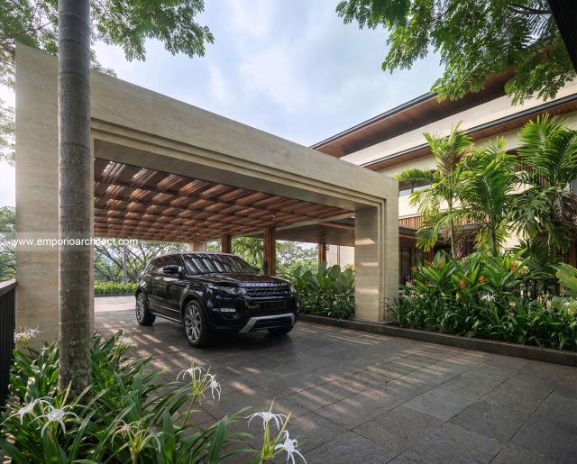 Desain Tampak Detail Carport Rumah Modern 3 Lantai Ibu DV di Jakarta Selatan