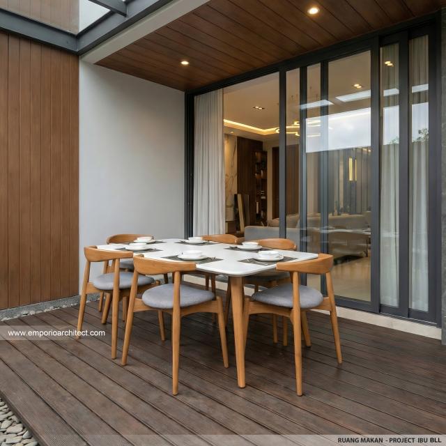 Desain Ruang Makan Rumah Modern 3 Lantai Ibu BLL di Jakarta Selatan