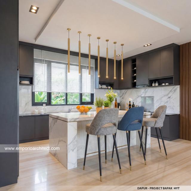 Desain Dapur Rumah Modern 3.5 Lantai Bapak HYT di Tangerang Selatan