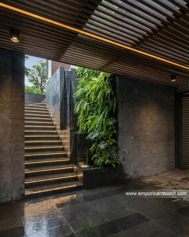 Desain Tampak Detail Depan Rumah Modern 4 Lantai Bapak DD di Jakarta