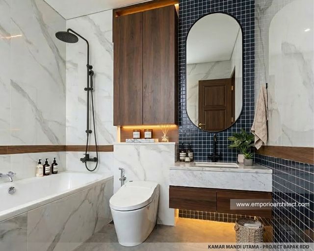 Desain Kamar Mandi Utama Rumah Villa Bali Modern 1 Lantai Bapak RDD di Riau