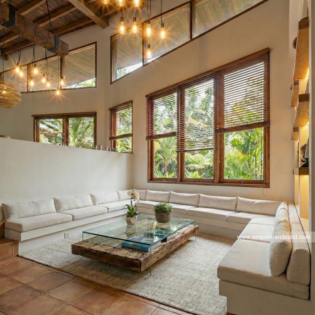 Desain Ruang Keluarga Villa Modern 1 Lantai Mr. CMR di Tabanan, Bali