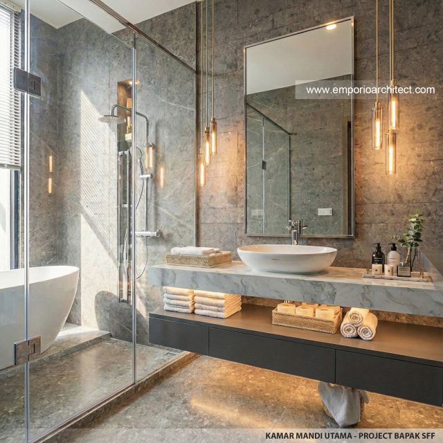 Desain Kamar Mandi Utama Villa Modern 2 Lantai Bapak SFF di Bogor