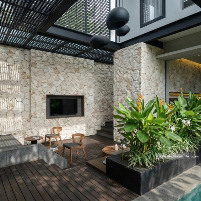 Desain Tampak Detail Belakang 3 Villa Modern 2 Lantai Bapak GLN di Badung, Bali