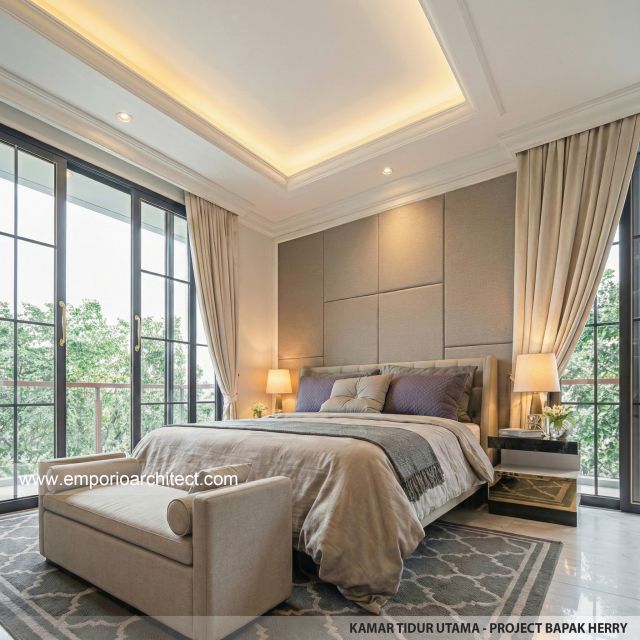 Desain Kamar Tidur Utama Rumah Hook Classic 3 Lantai Bapak HRR di Tangerang, Banten