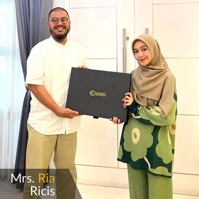 Testimoni Ria Ricis