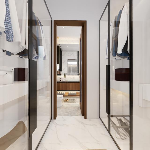 Walk In Closet